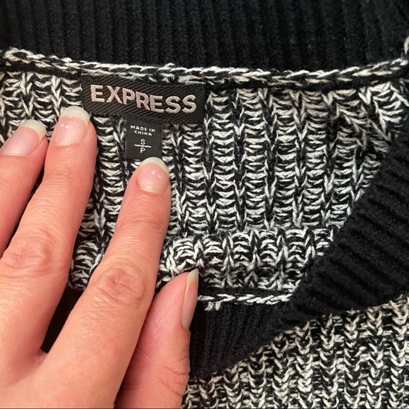 Express color block sweater small - Picture 3 of 6